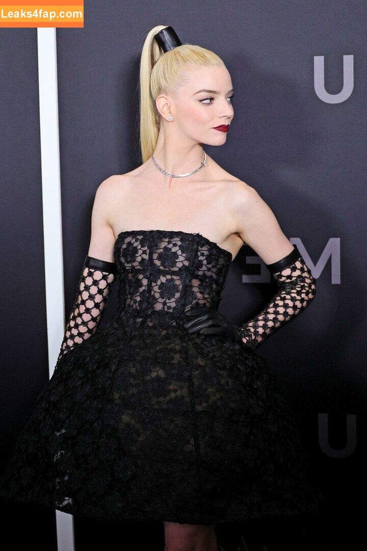 Anya Taylor-Joy / anyataylorjoy / owlicats leaked photo photo #0226
