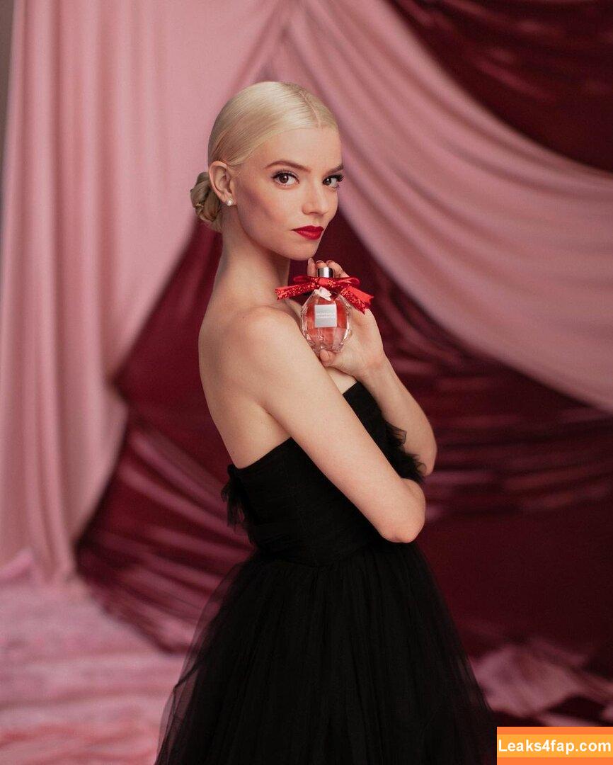 Anya Taylor-Joy / anyataylorjoy / owlicats leaked photo photo #0250