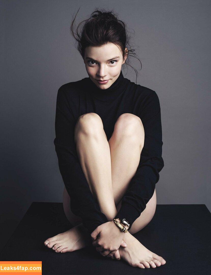 Anya Taylor-Joy / anyataylorjoy / owlicats leaked photo photo #0251