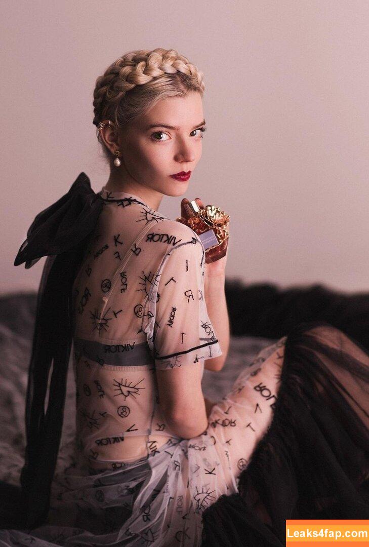 Anya Taylor-Joy / anyataylorjoy / owlicats leaked photo photo #0266