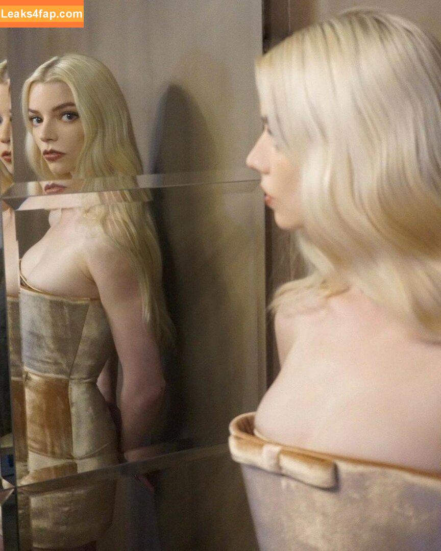 Anya Taylor-Joy / anyataylorjoy / owlicats leaked photo photo #0312