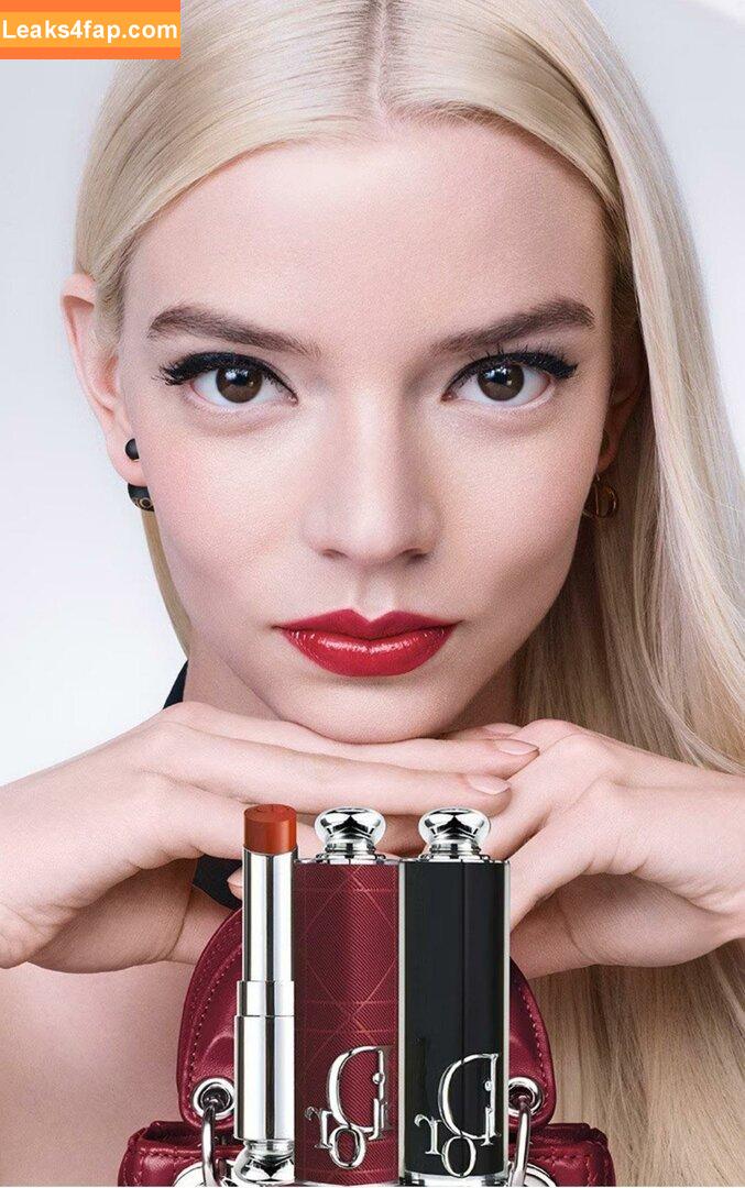 Anya Taylor-Joy / anyataylorjoy / owlicats leaked photo photo #0328