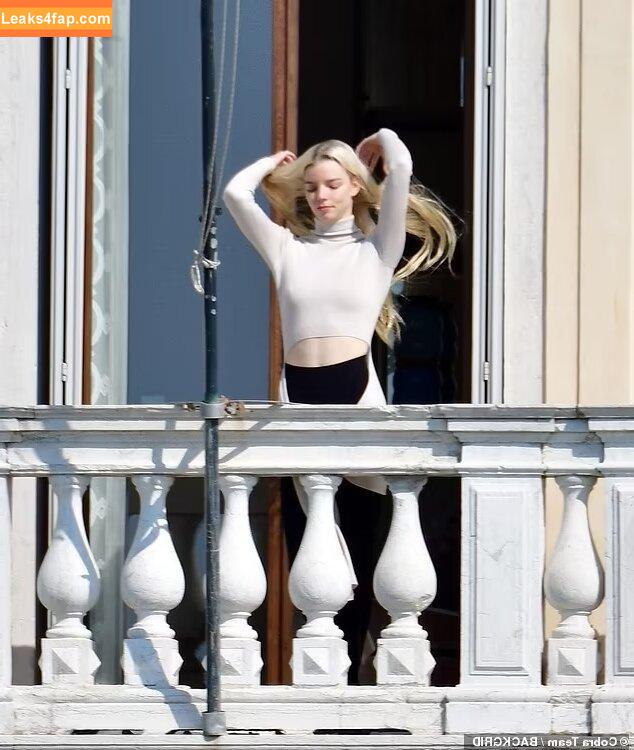 Anya Taylor-Joy / anyataylorjoy / owlicats leaked photo photo #0347