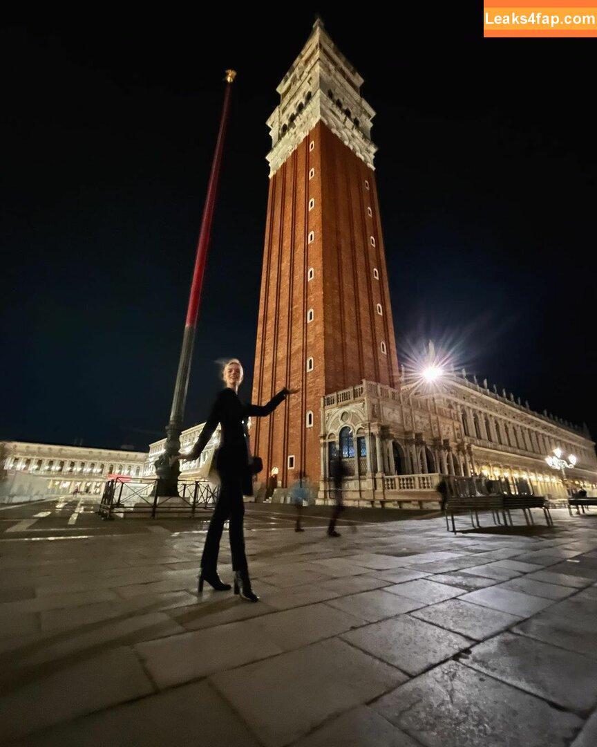 Anya Taylor-Joy / anyataylorjoy / owlicats leaked photo photo #0425