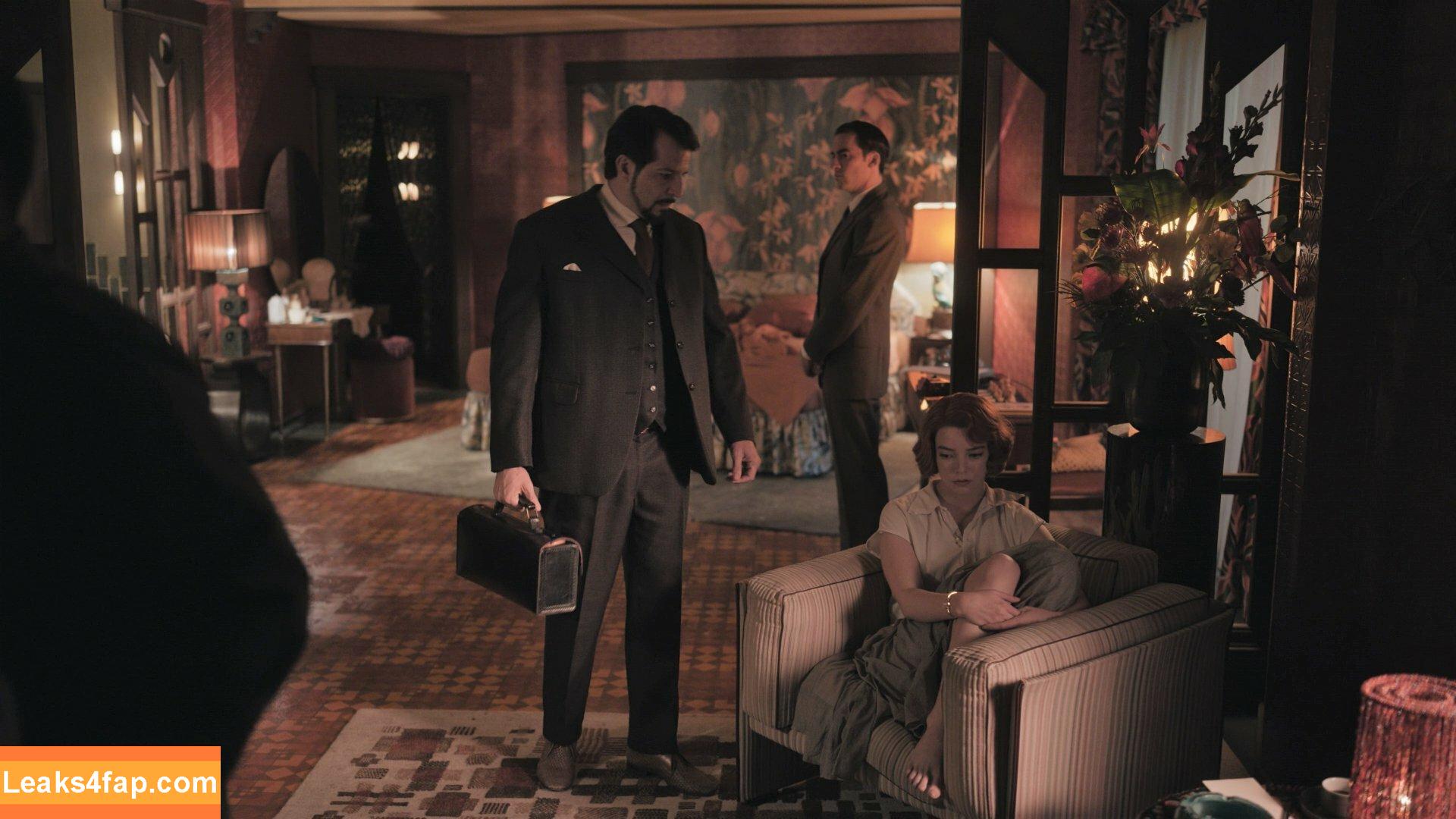 Anya Taylor-Joy / anyataylorjoy / owlicats leaked photo photo #0647