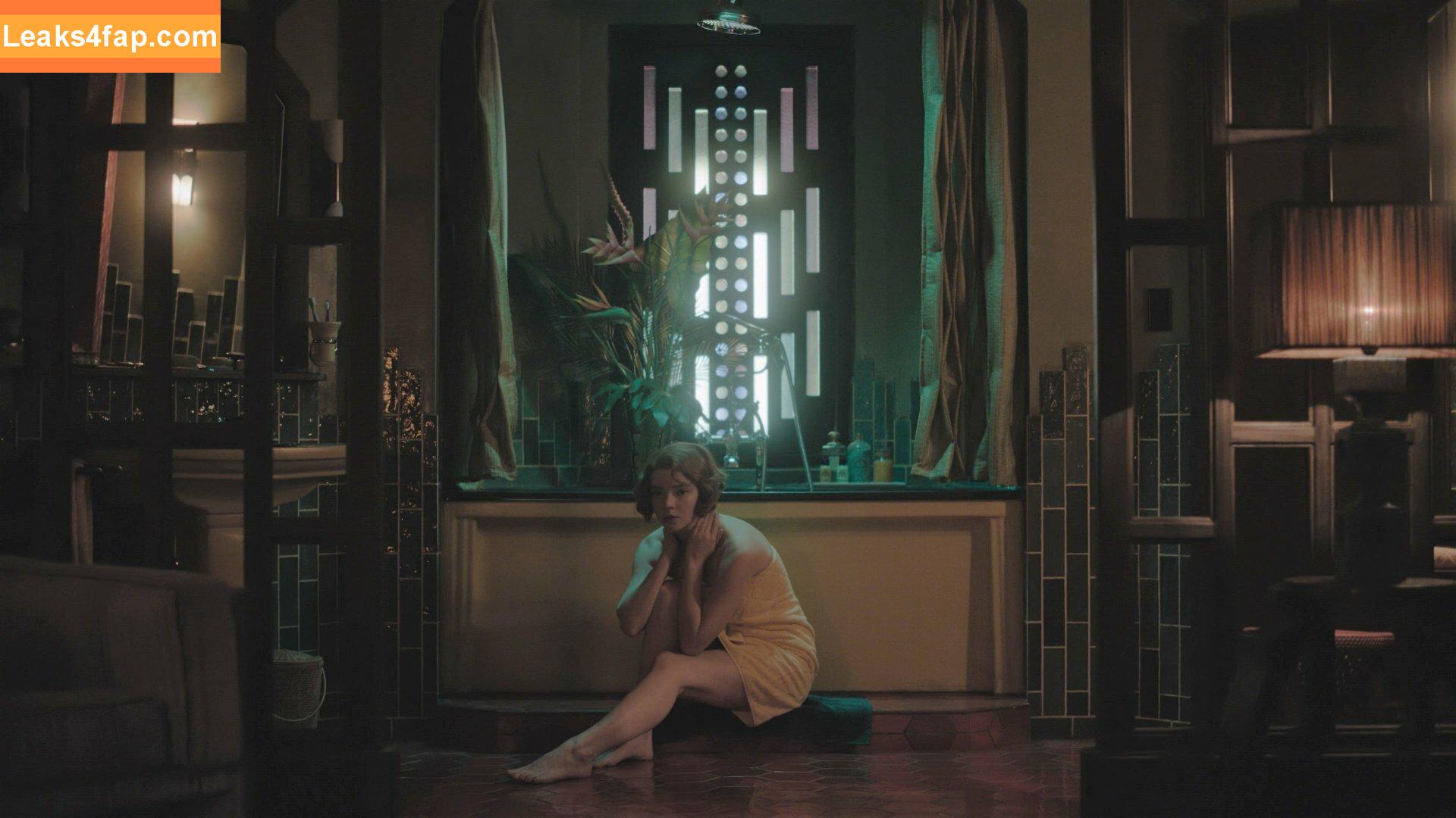 Anya Taylor-Joy / anyataylorjoy / owlicats leaked photo photo #0648