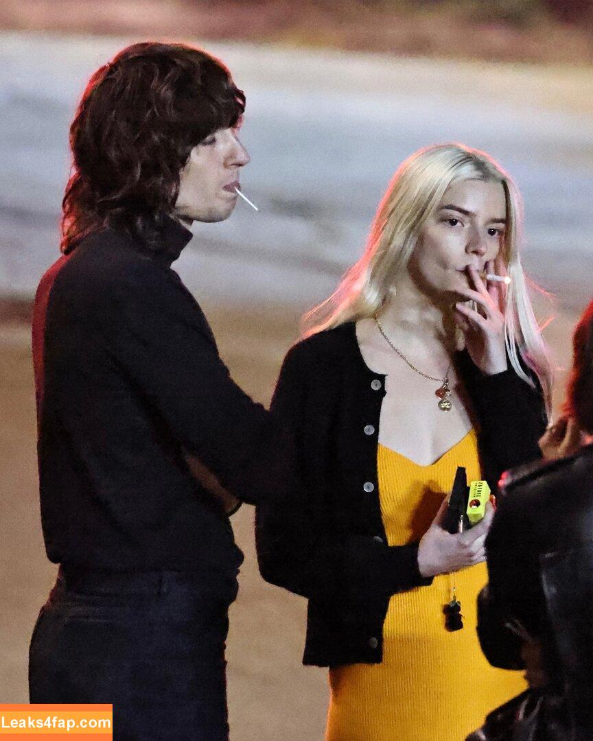 Anya Taylor-Joy / anyataylorjoy / owlicats leaked photo photo #0692