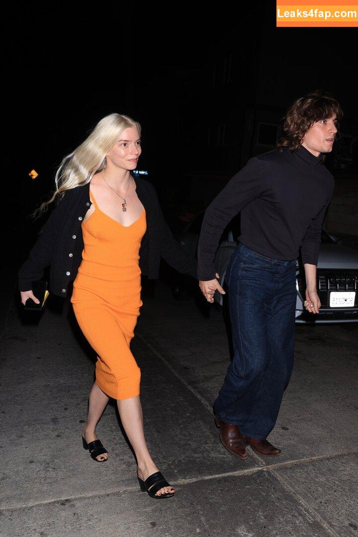 Anya Taylor-Joy / anyataylorjoy / owlicats leaked photo photo #0694