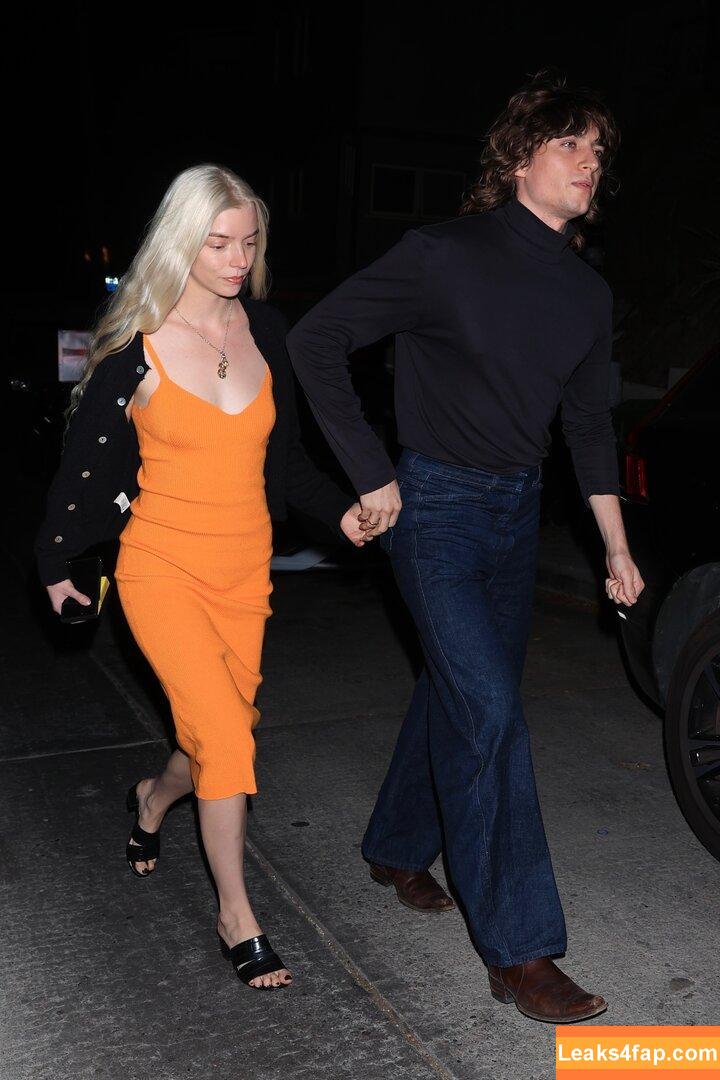 Anya Taylor-Joy / anyataylorjoy / owlicats leaked photo photo #0706