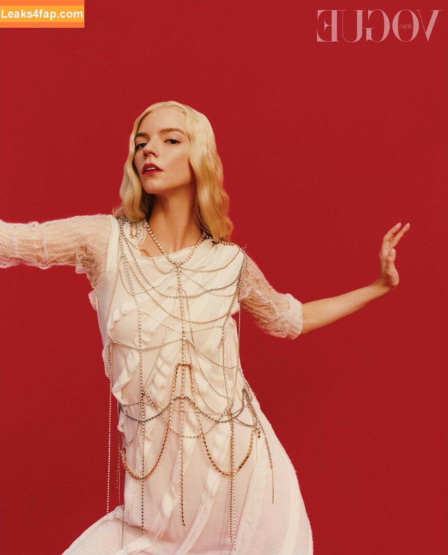 Anya Taylor-Joy / anyataylorjoy / owlicats leaked photo photo #0713