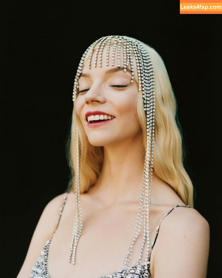 Anya Taylor-Joy / anyataylorjoy / owlicats leaked photo photo #0715