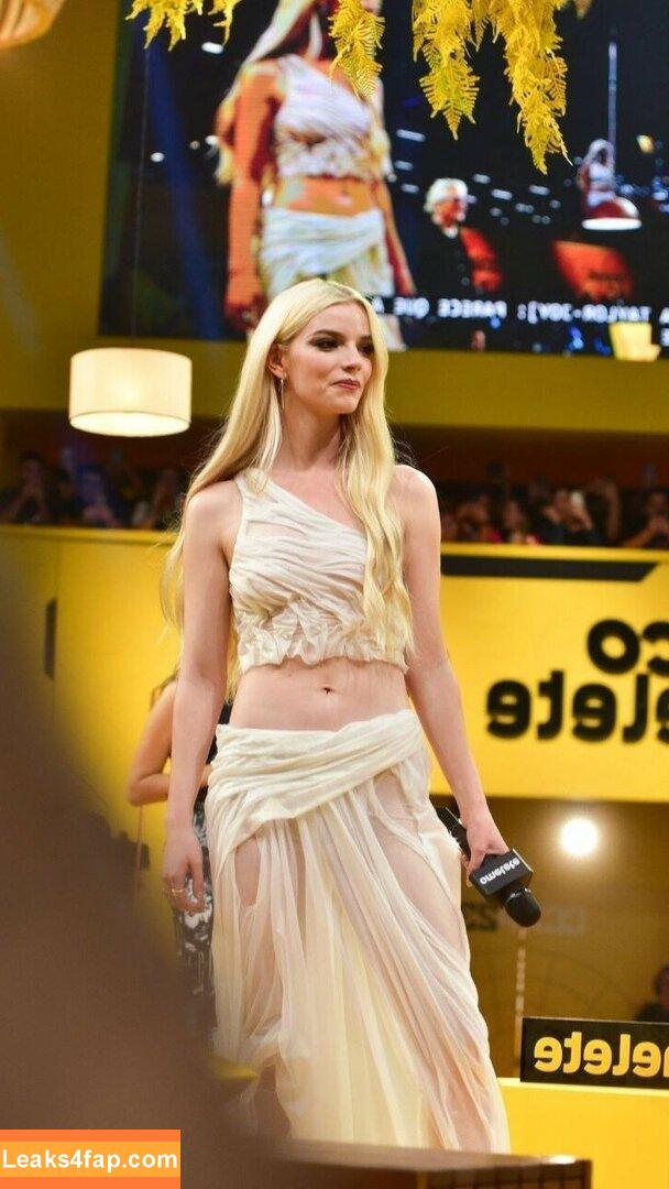 Anya Taylor-Joy / anyataylorjoy / owlicats leaked photo photo #0760