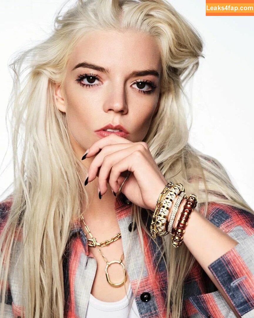 Anya Taylor-Joy / anyataylorjoy / owlicats leaked photo photo #0771