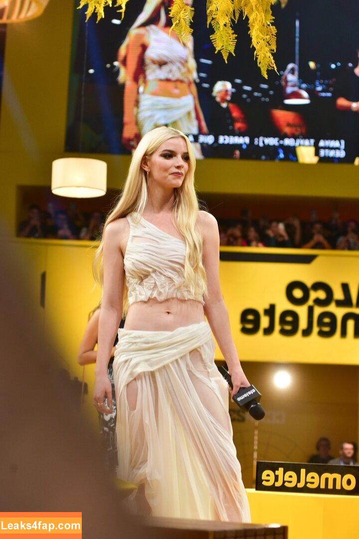 Anya Taylor-Joy / anyataylorjoy / owlicats leaked photo photo #0781