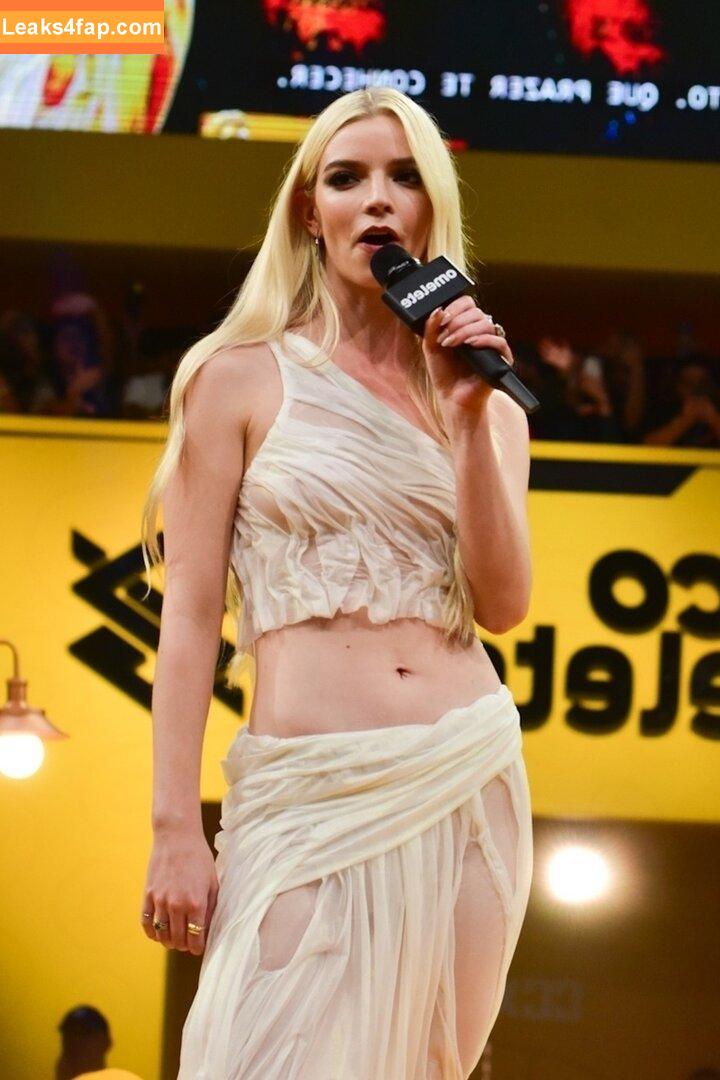 Anya Taylor-Joy / anyataylorjoy / owlicats leaked photo photo #0790