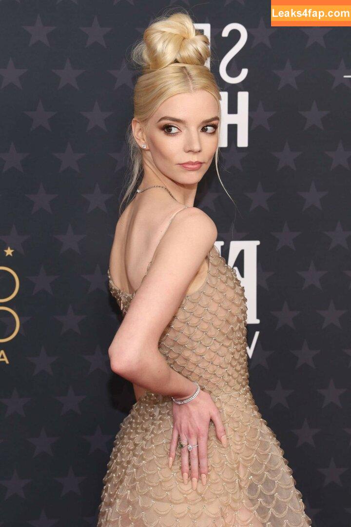 Anya Taylor-Joy / anyataylorjoy / owlicats leaked photo photo #0864