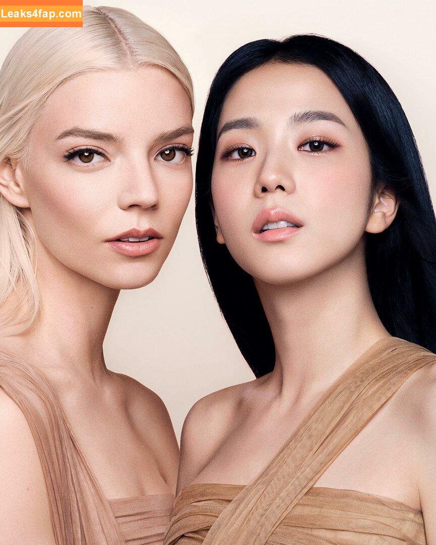 Anya Taylor-Joy / anyataylorjoy / owlicats leaked photo photo #0925