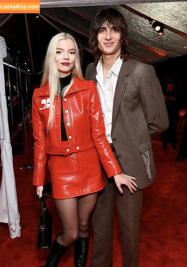 Anya Taylor-Joy / anyataylorjoy / owlicats leaked photo photo #0945