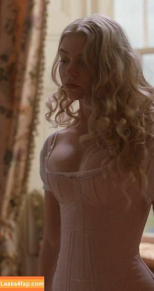 Anya Taylor-Joy photo #0001