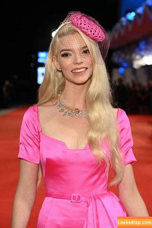 Anya Taylor-Joy photo #0052
