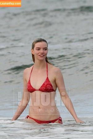 Anya Taylor-Joy photo #0108