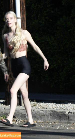 Anya Taylor-Joy photo #0176