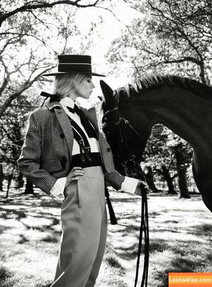 Anya Taylor-Joy photo #0196