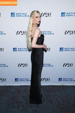 Anya Taylor-Joy photo #0223