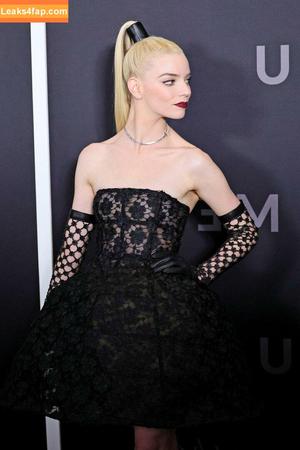 Anya Taylor-Joy photo #0226