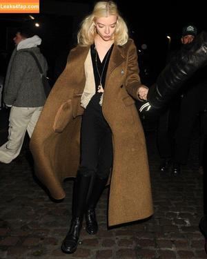 Anya Taylor-Joy photo #0327