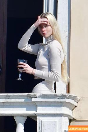 Anya Taylor-Joy photo #0344