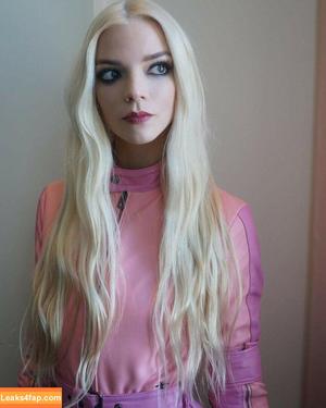 Anya Taylor-Joy photo #0396