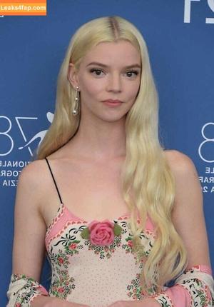 Anya Taylor-Joy photo #0405