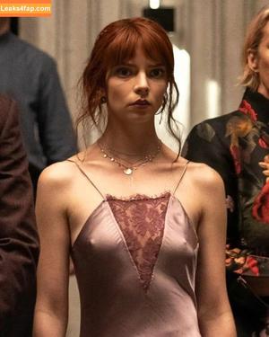 Anya Taylor-Joy photo #0725