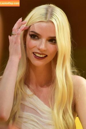 Anya Taylor-Joy photo #0774