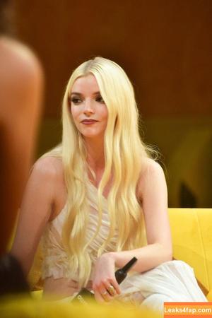 Anya Taylor-Joy photo #0784