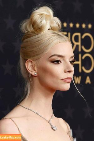 Anya Taylor-Joy photo #0858