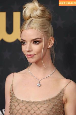 Anya Taylor-Joy photo #0872