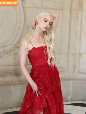 Anya Taylor-Joy photo #0913