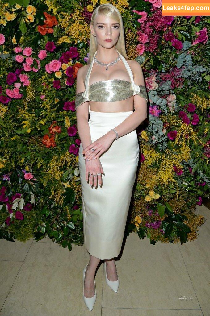 Anya Taylor-Joy / anyataylorjoy / owlicats leaked photo photo #1029