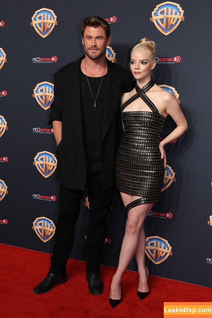 Anya Taylor-Joy / anyataylorjoy / owlicats leaked photo photo #1146