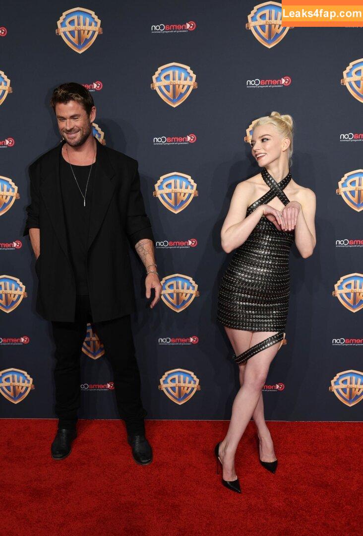 Anya Taylor-Joy / anyataylorjoy / owlicats leaked photo photo #1156