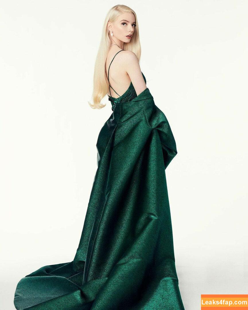 Anya Taylor-Joy / anyataylorjoy / owlicats leaked photo photo #1166