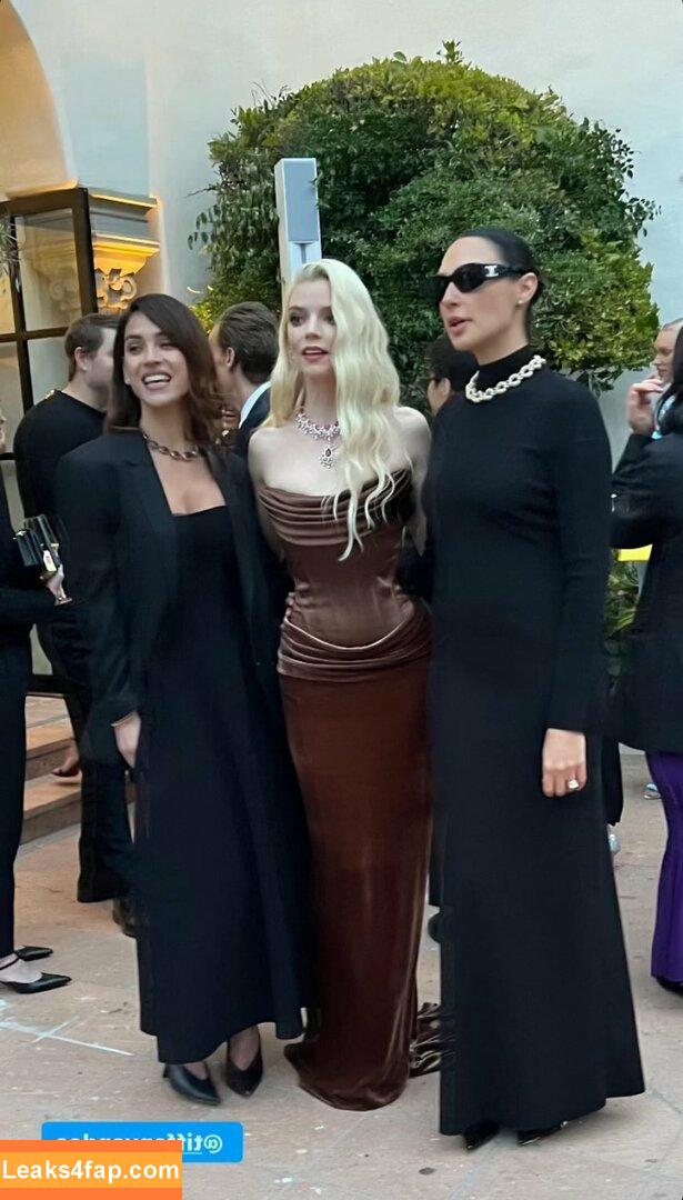 Anya Taylor-Joy / anyataylorjoy / owlicats leaked photo photo #1250