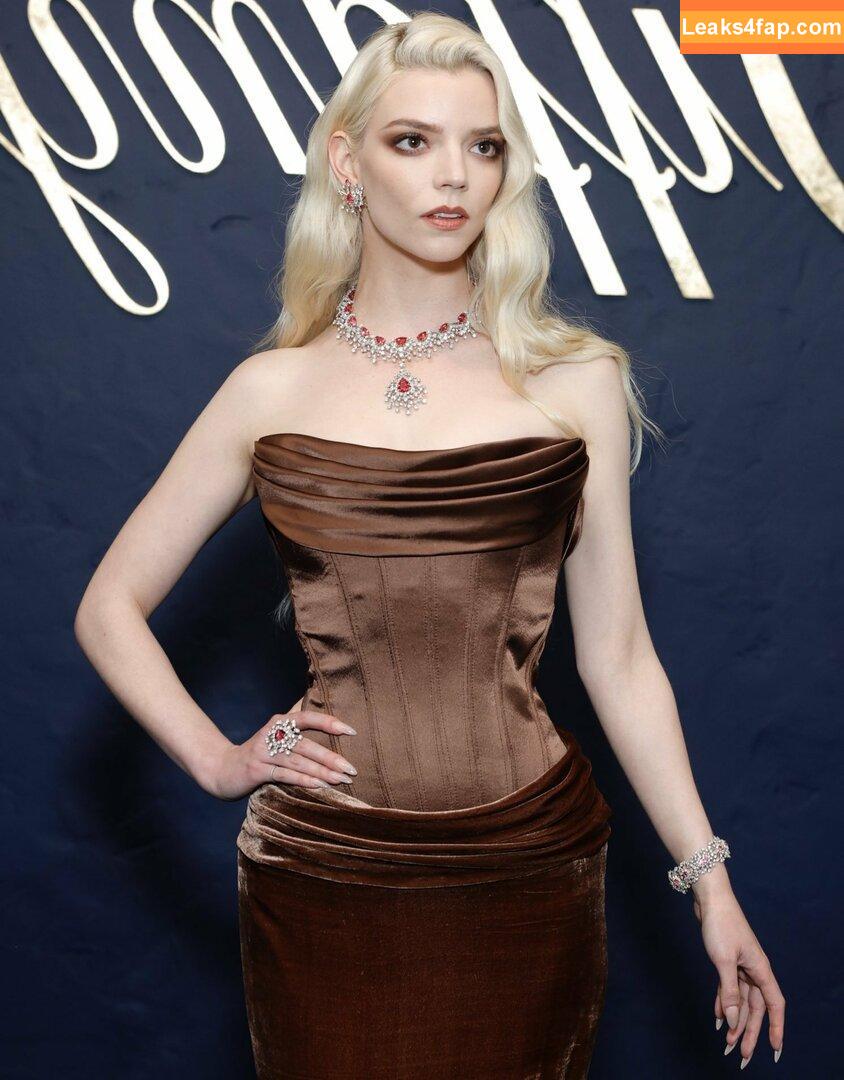 Anya Taylor-Joy / anyataylorjoy / owlicats leaked photo photo #1259