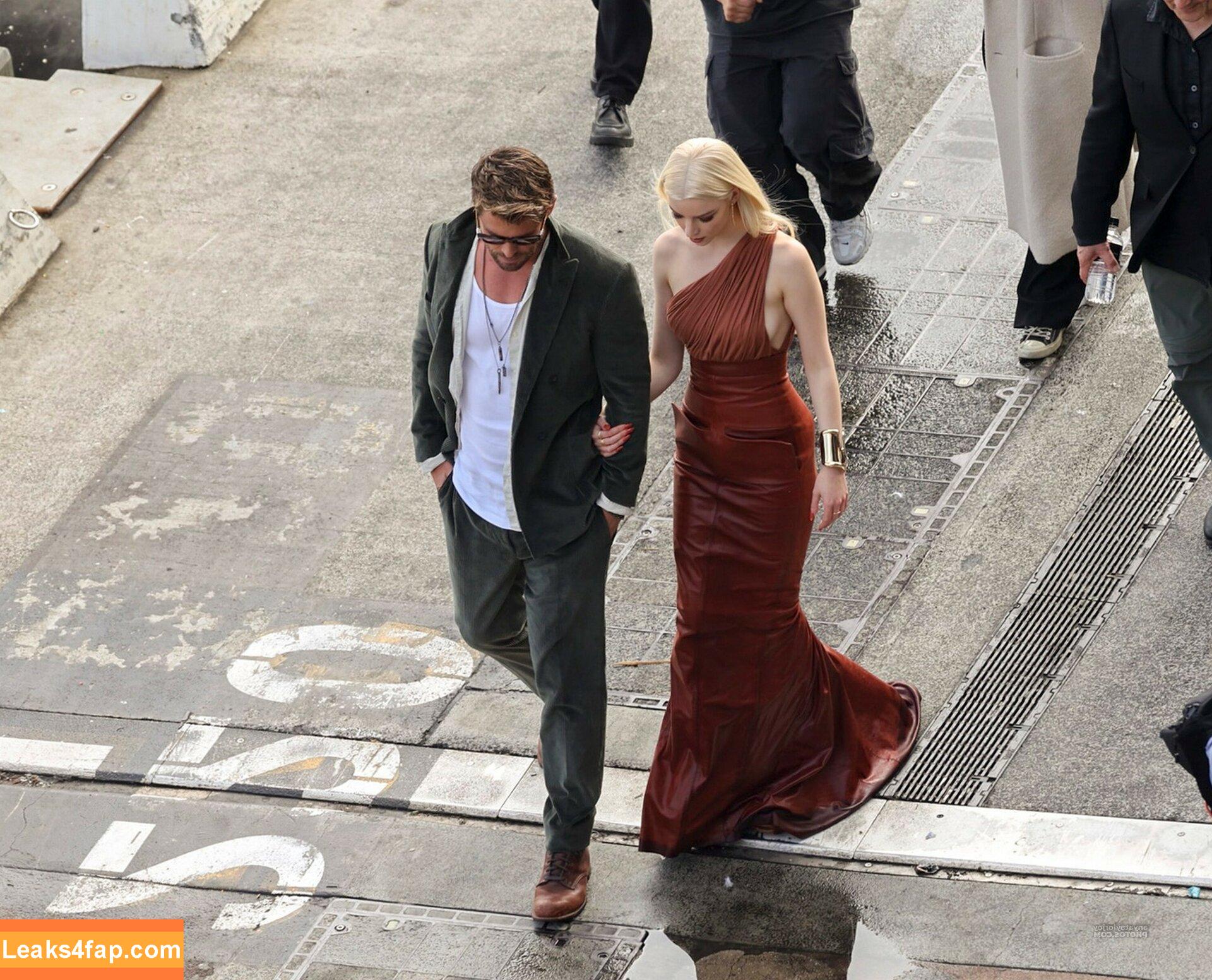 Anya Taylor-Joy / anyataylorjoy / owlicats leaked photo photo #1267