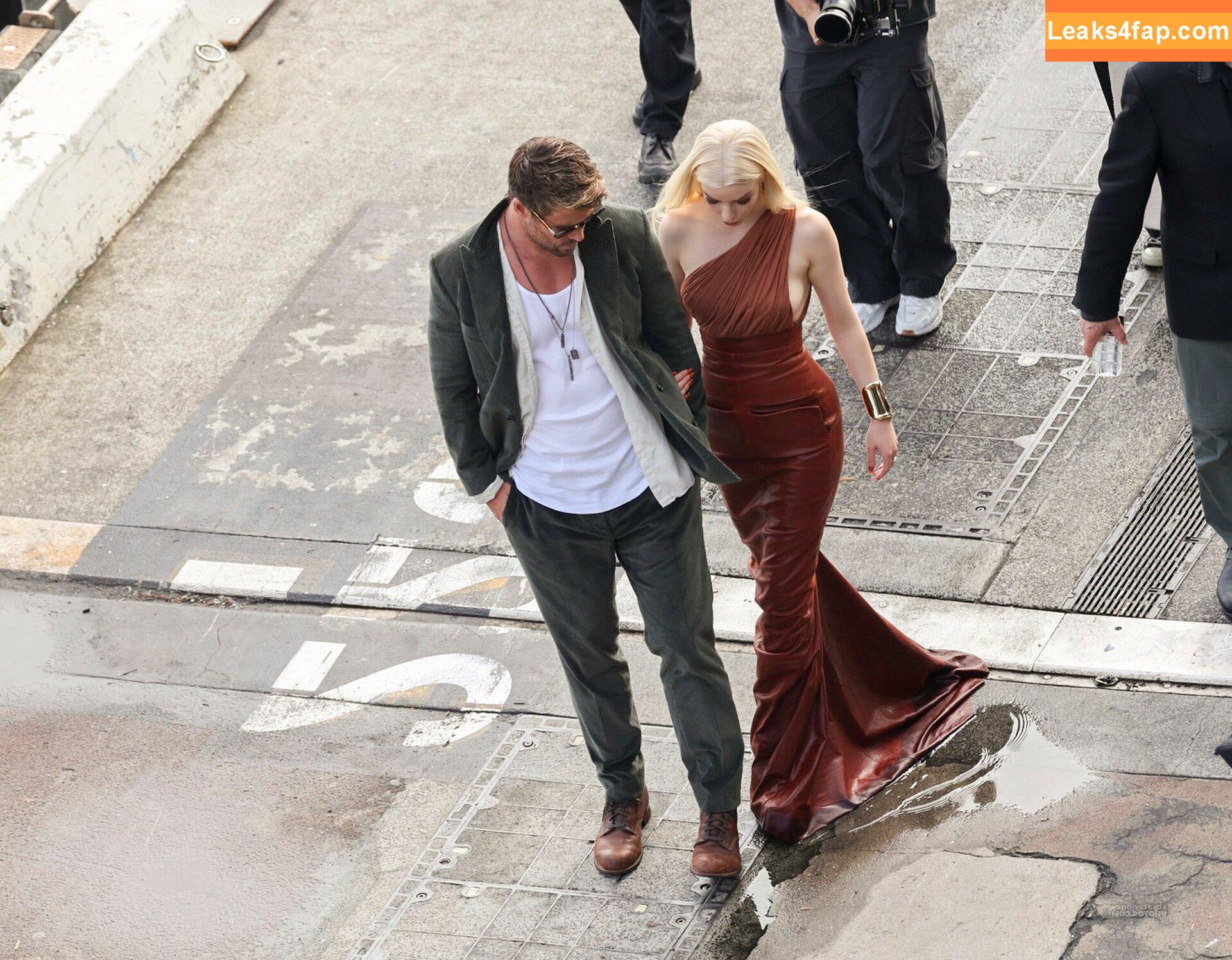 Anya Taylor-Joy / anyataylorjoy / owlicats leaked photo photo #1270