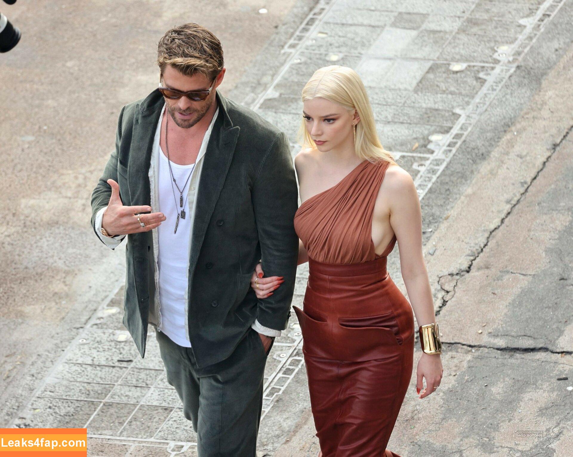 Anya Taylor-Joy / anyataylorjoy / owlicats leaked photo photo #1277