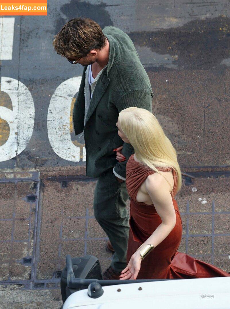 Anya Taylor-Joy / anyataylorjoy / owlicats leaked photo photo #1282