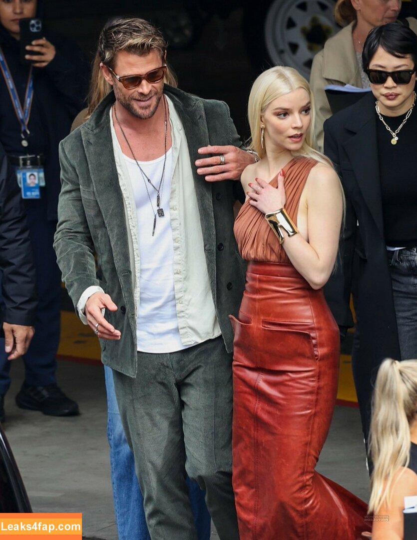 Anya Taylor-Joy / anyataylorjoy / owlicats leaked photo photo #1287